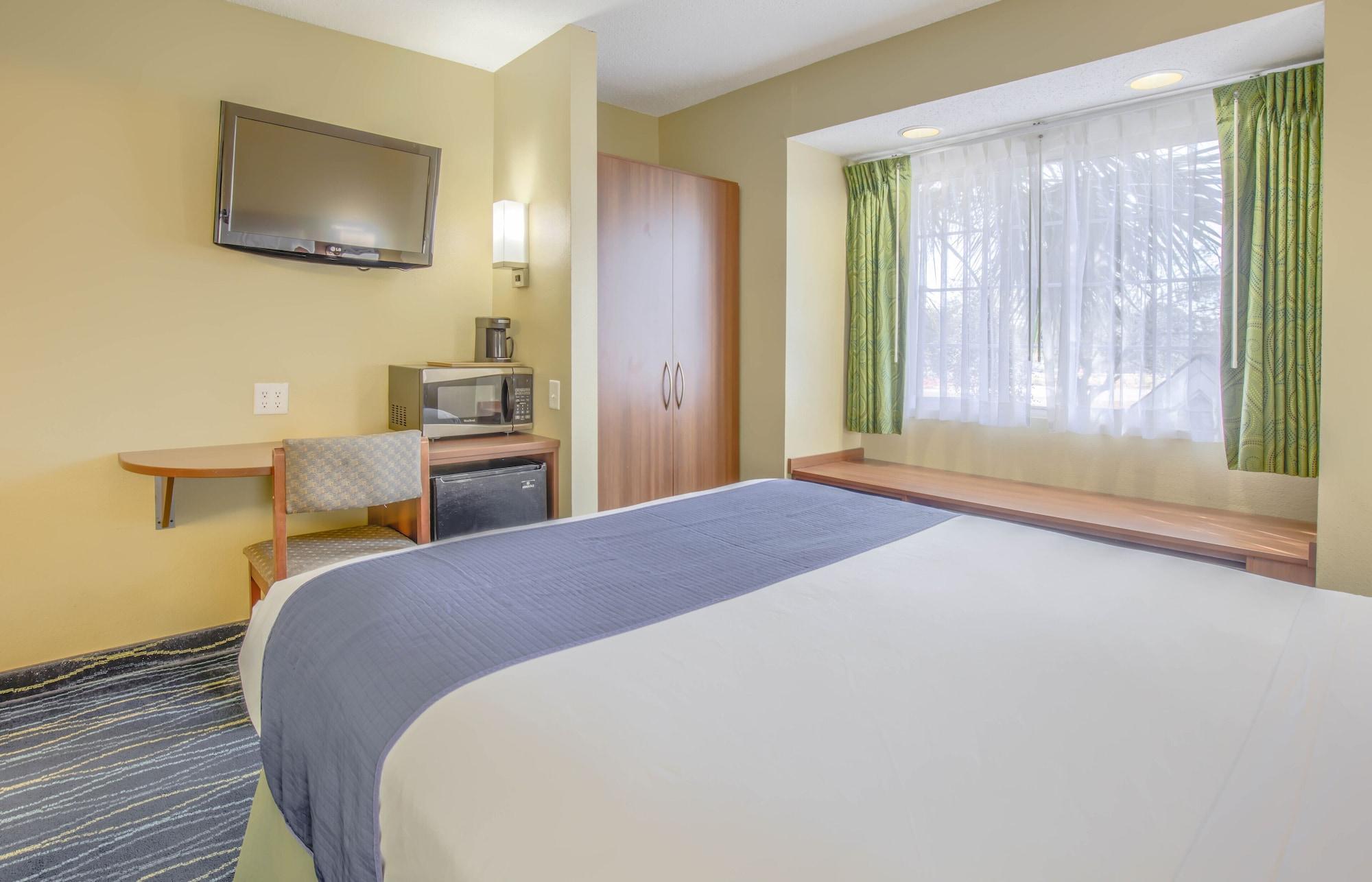 Microtel Inn & Suites By Wyndham גולף שורז מראה חיצוני תמונה
