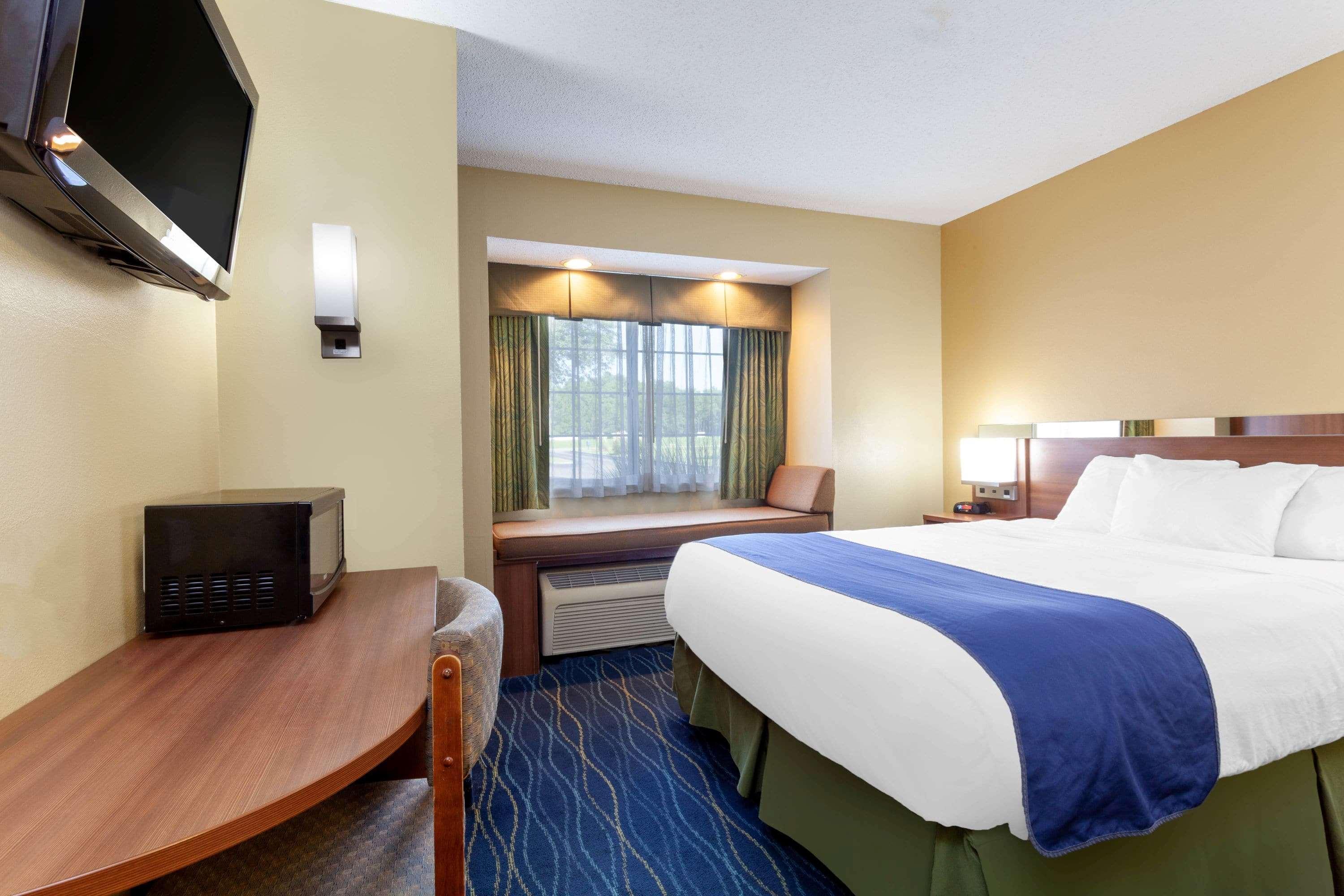 Microtel Inn & Suites By Wyndham גולף שורז מראה חיצוני תמונה