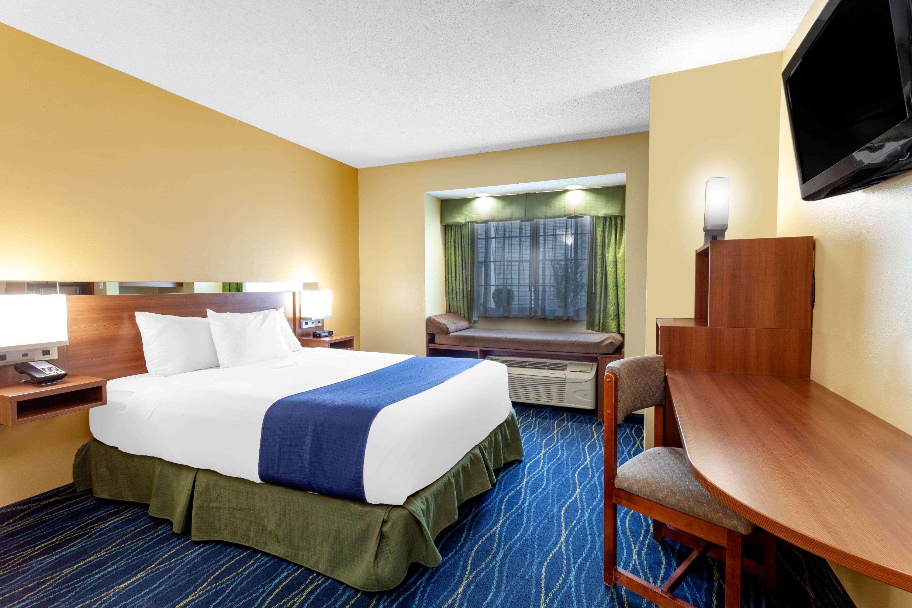 Microtel Inn & Suites By Wyndham גולף שורז מראה חיצוני תמונה
